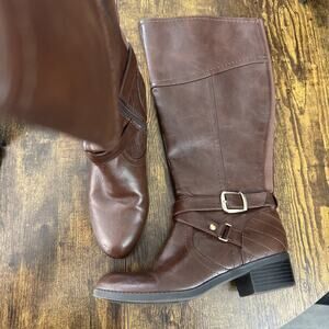 Unisa Womens Brown Boots Leather Size 6M - WC Tall Zip Up